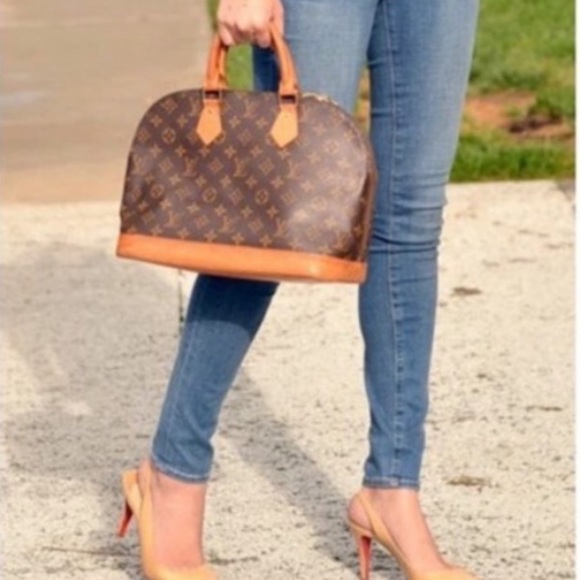 Louis Vuitton Monogram Alma Handbag PM - Picture 15 of 16